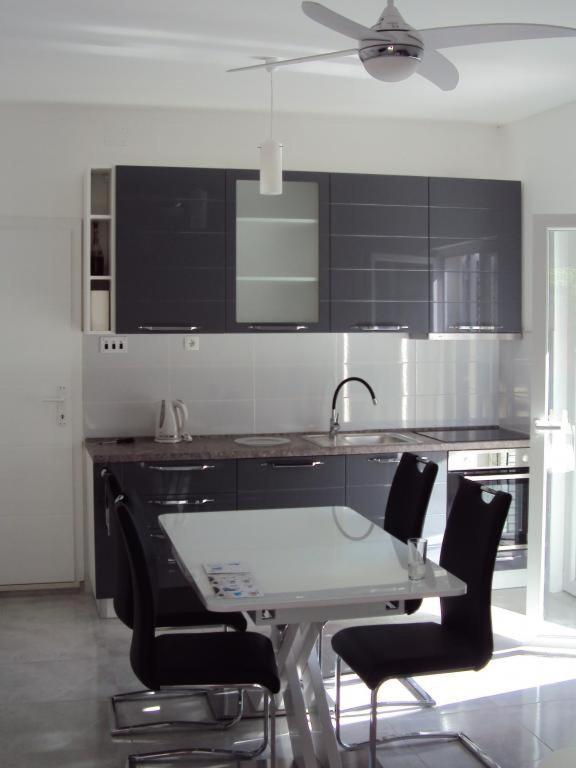Apartment Zalo Donje Selo na Šolti Exteriör bild