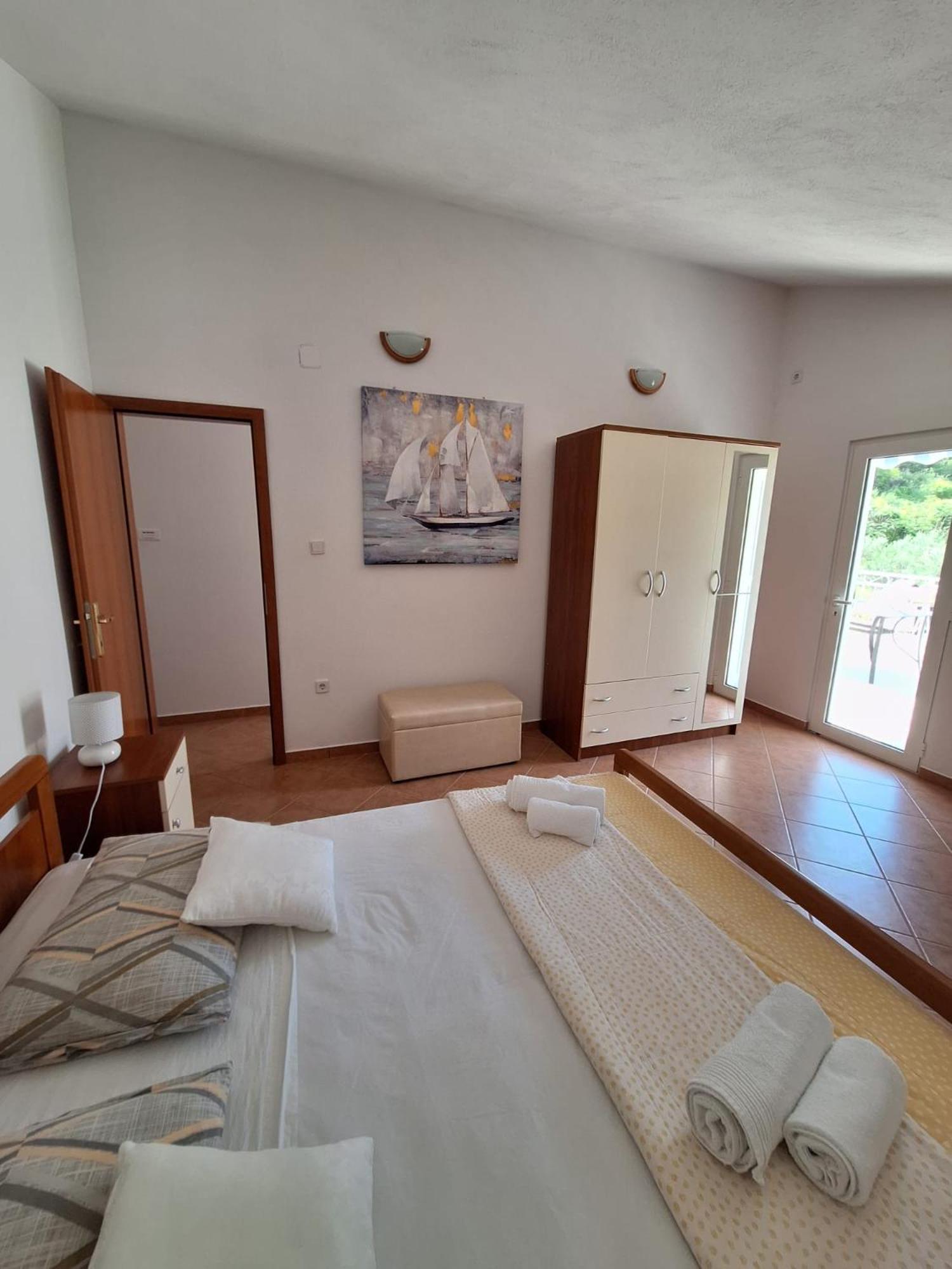 Apartment Zalo Donje Selo na Šolti Exteriör bild