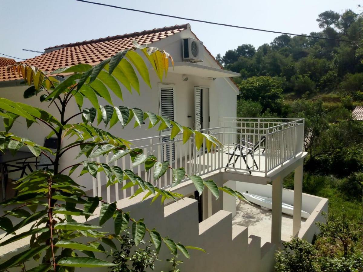 Apartment Zalo Donje Selo na Šolti Exteriör bild
